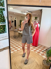 Load image into Gallery viewer, Suzy D Simona Linen Shorts - Mud