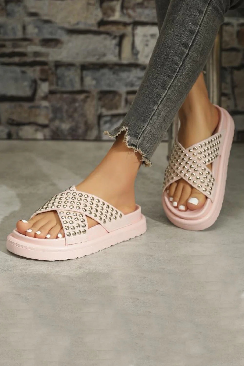 Summer Stud Sandals - Pink