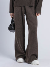 Load image into Gallery viewer, Religion Luscious Knitted Trousers - Dark Brown 85HLI