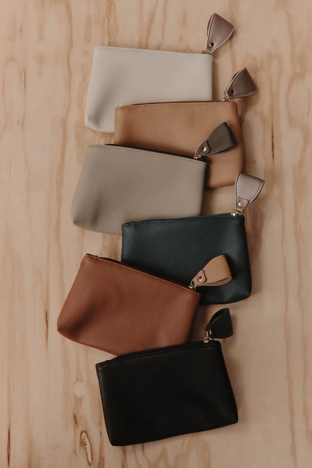 Eb & Ive Allegro Pouch Bag