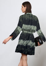 Load image into Gallery viewer, Religion Luster Tunic - Electra Green - 54ILUD
