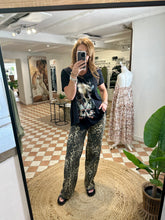 Load image into Gallery viewer, Tropez Jeans - Leopard
