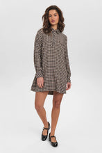 Load image into Gallery viewer, Numph Nufelix Dress - Caviar
