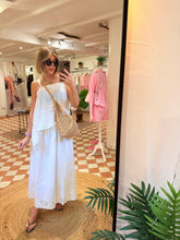Load image into Gallery viewer, Saint Tropez RivashellSZ Skirt - Bright White
