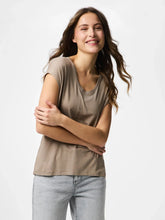 Load image into Gallery viewer, Pieces Pcalice Glitter Tee - Glitter Silver
