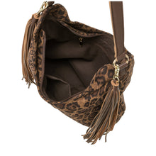 Load image into Gallery viewer, Every Other Medium Scoop Tassel Bag 12119 - Leopard
