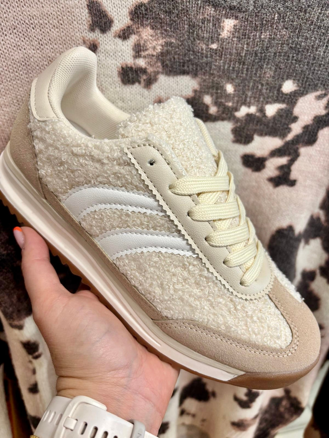 Cosy Trainers - Cream