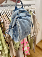 Load image into Gallery viewer, Britney Rucksack - Denim
