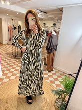 Load image into Gallery viewer, Eb &amp; Ive Aria Tie Maxi Dress - Savanna
