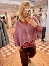 Load image into Gallery viewer, Mesh Layering Top - Plum Leopard
