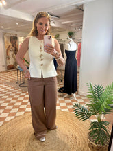 Load image into Gallery viewer, Numph Numarney Jeans - Emperador
