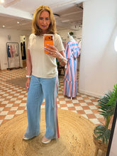 Load image into Gallery viewer, Saint Tropez HagaSZ Tee - Savannah Tan
