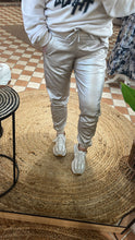 Load image into Gallery viewer, Suzy D Metallic Ultimate Joggers - Champagne

