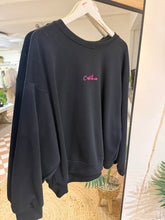 Load image into Gallery viewer, Flow Sweatshirt - Black
