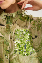 Load image into Gallery viewer, Numph Numarla Shirt - Callas Green
