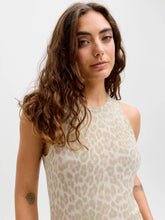 Load image into Gallery viewer, JJXX Jxevelyn Printed Vest Top
